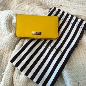 Henri Bendel West 57th Smart Phone Wallet